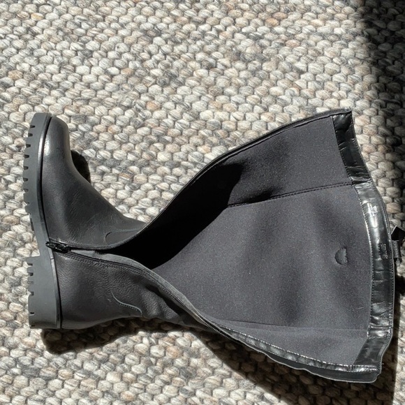 Avellini Pebbled Leather Studded Boot, Size 37 - Picture 15 of 15